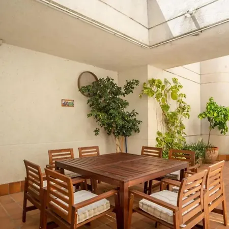 Comfortable House In With Shared Pool Сasa de vacaciones *