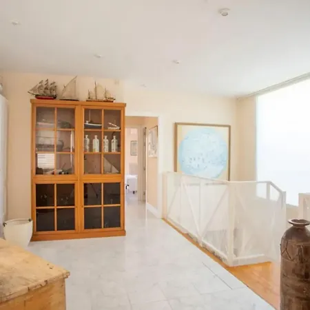 Сasa de vacaciones Comfortable House In With Shared Pool