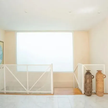 Comfortable House In With Shared Pool 펜션 *