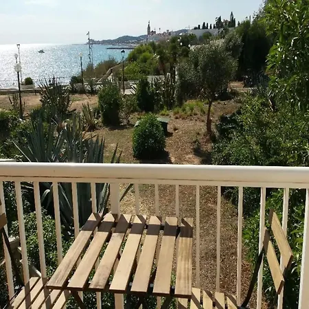 Дом отдыха Comfortable House In With Shared Pool