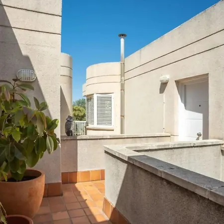 Сasa de vacaciones Comfortable House In With Shared Pool