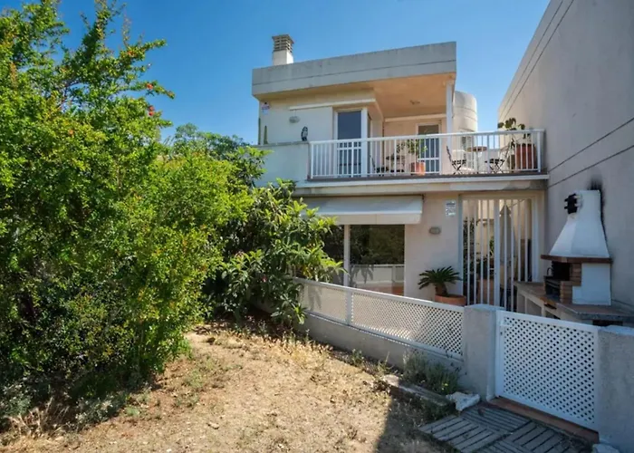 Prázdninový dům Comfortable House In With Shared Pool Sitges