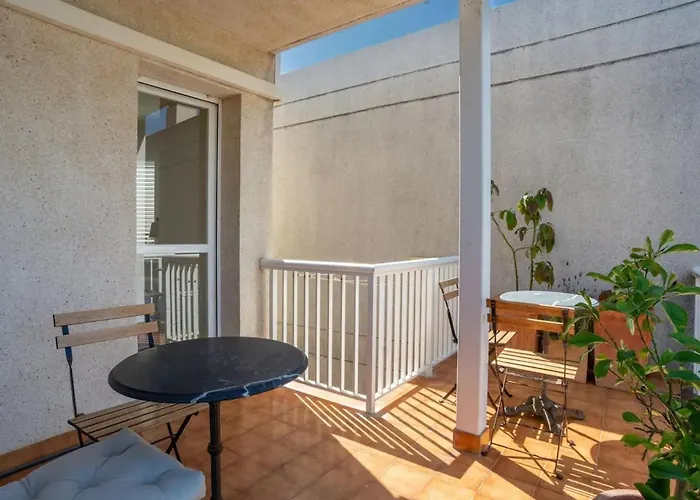 Comfortable House In With Shared Pool