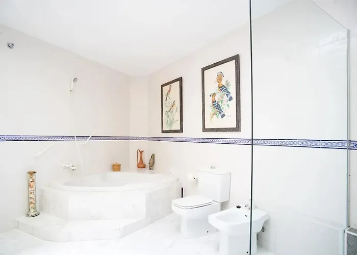 Vakantiehuis Comfortable House In With Shared Pool Sitges