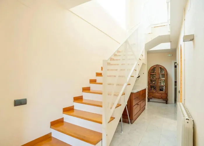 Comfortable House In With Shared Pool