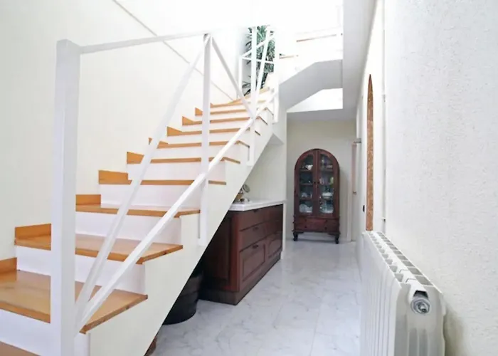 Comfortable House In With Shared Pool Sitges