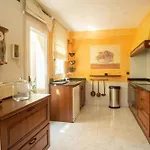 Comfort House: Shared Pool Retreat Holiday home *