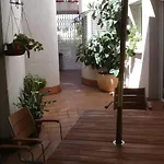 Comfort House: Shared Pool Retreat Holiday home Sitges